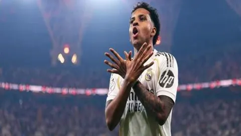 国乒半决赛再战罗马尼亚，WTT世界乒联微博为战鼓助威！